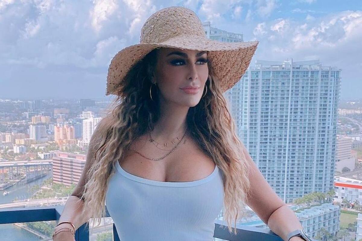 Así de guapa Ninel Conde en bikini plateado