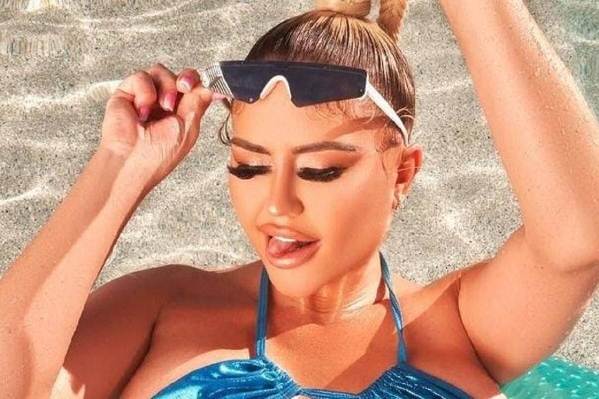 Danii Banks acapara las miradas de sus seguidores con su bikini azul