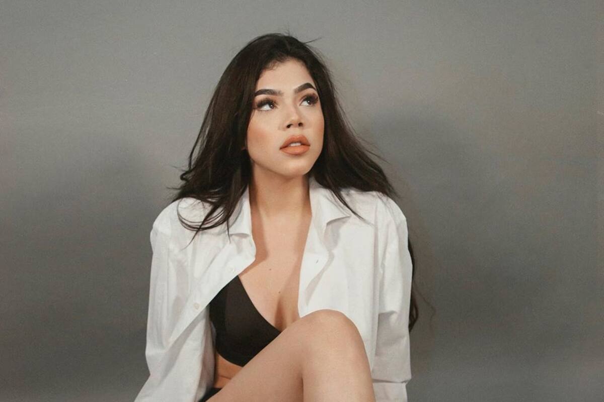 ¡Sexy! Kenia Os ‘enciende’ las redes al presumir cuerpazo en traje de baño