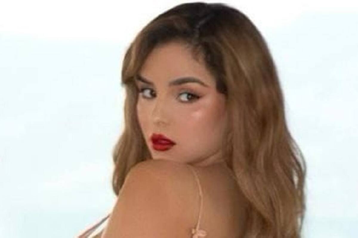 Demi Rose modela su traje de baño y deja al descubierto sus espectaculares curvas