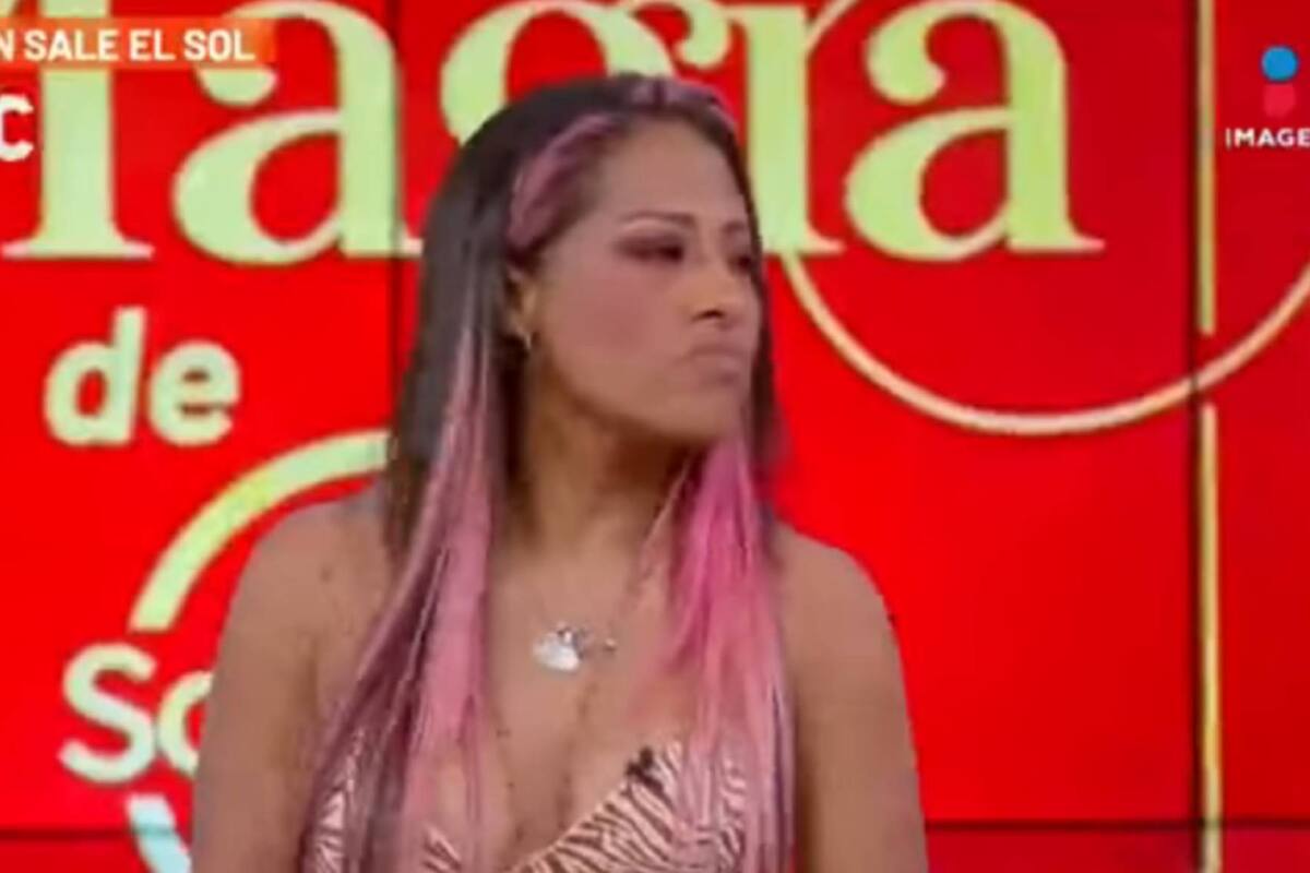 Toñita enfurece con la producción de "Sale el Sol" en vivo