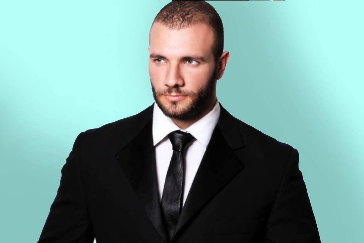 Jheremy Garrido de "Enamorándonos", provoca a sus fans con fotografías sin ropa