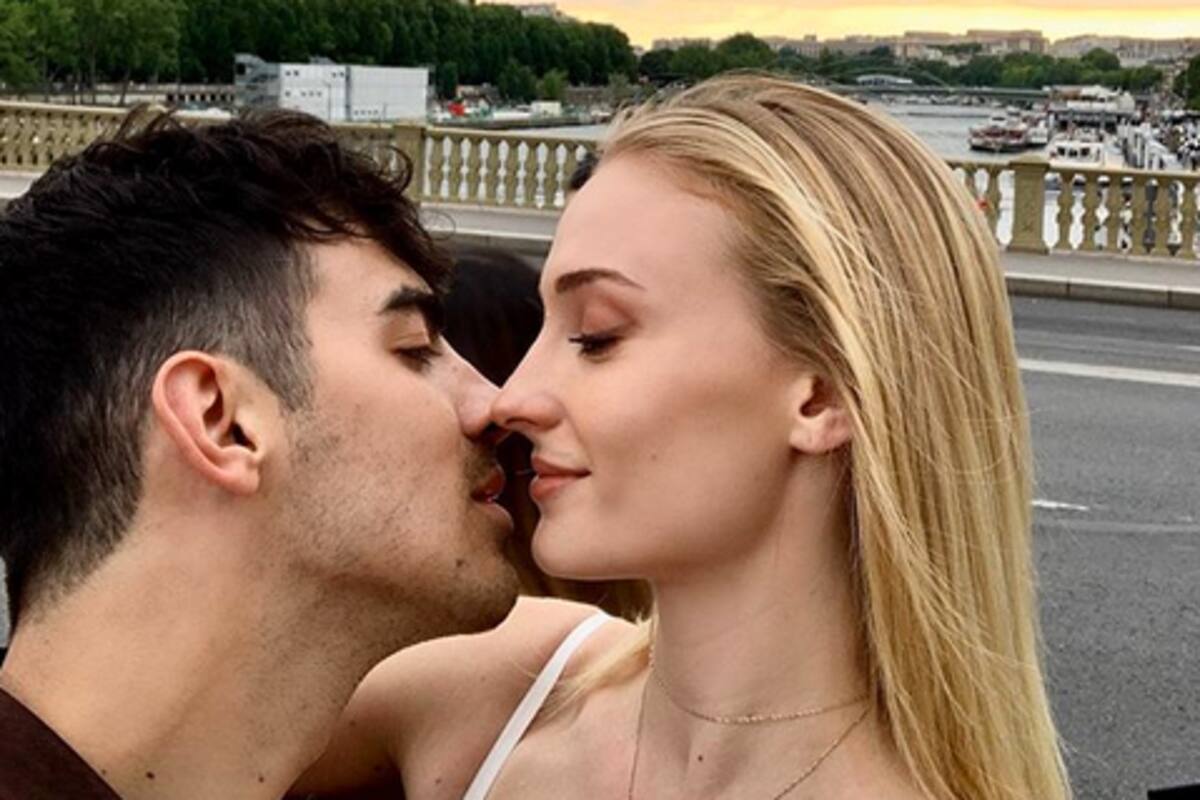 Joe Jonas y Sophie Turner podrían ponerle Willa a su hija
