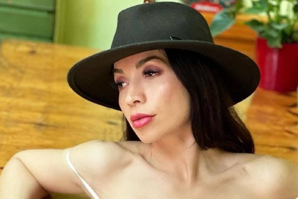 Neiva Mara luce su despampanante figura con llamativo atuendo