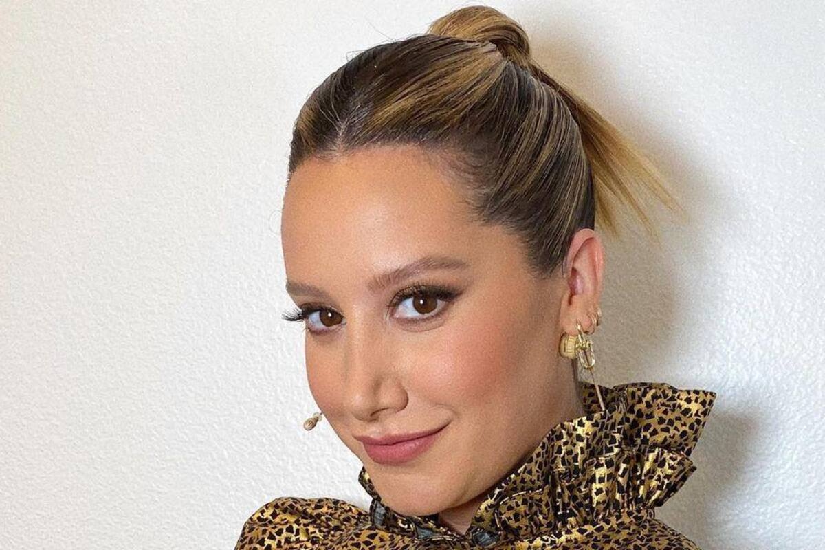 Ashley Tisdale le da la bienvenida a su bebé
