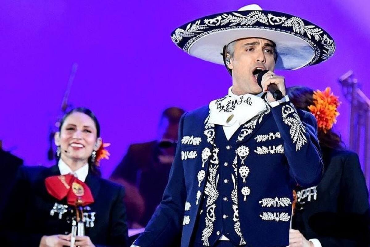 Confirman que Jaime Camil dará vida a Vicente Fernández en su bioserie