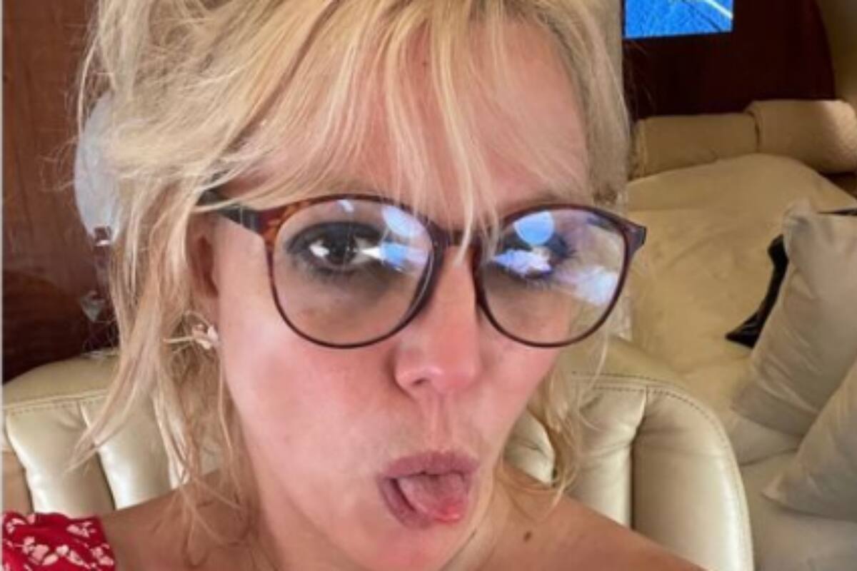 Britney Spears arremete en redes por divulgar su supuesto colapso maniático