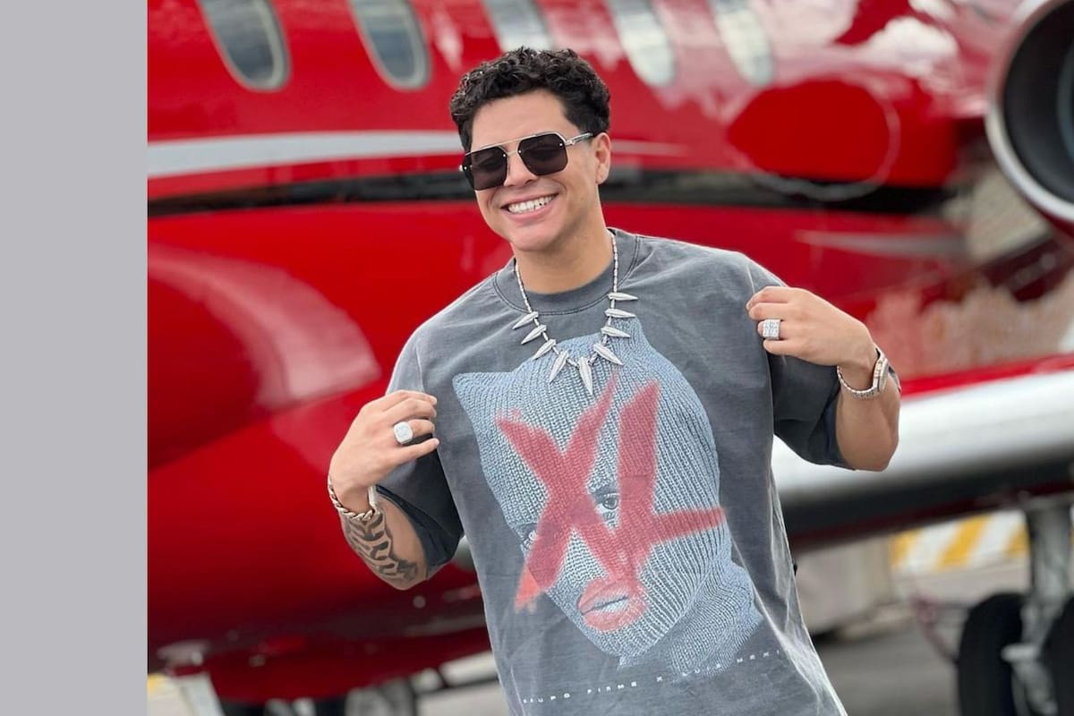 Eduin Caz INSULTA a reportera tras hacerle una pregunta sobre la navidad