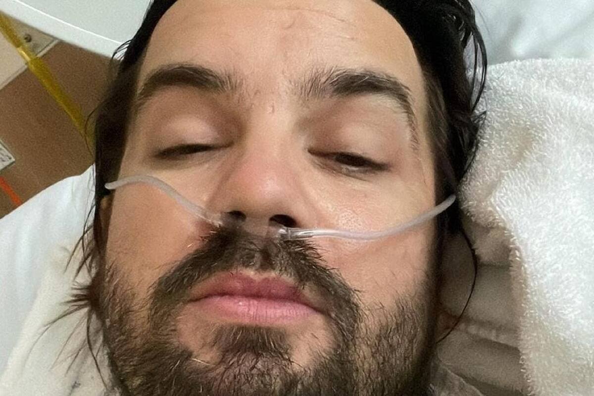 Kevin Parker anuncia que sus conciertos con Tame Impala en México continuarán tras fracturarse la cadera