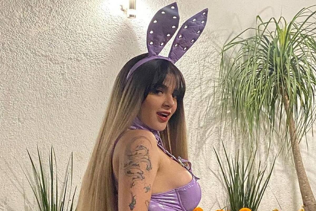 Como toda una conejita, Karely Ruiz eleva la temperatura de Instagram