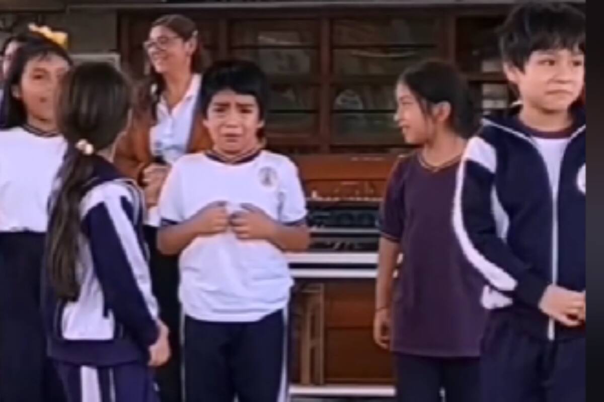 TikTok: Niño conmueve a internautas al cantar canción a su padre fallecido