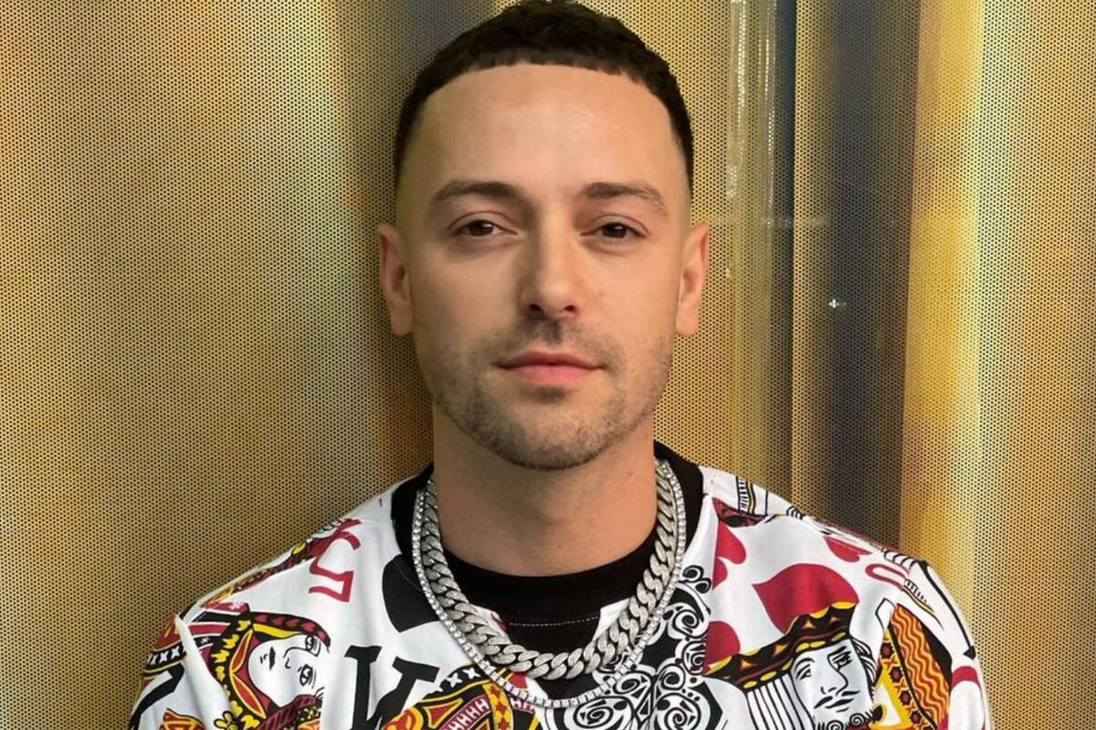 Pee Wee regresa ante la prensa después de su liberación en Estados Unidos