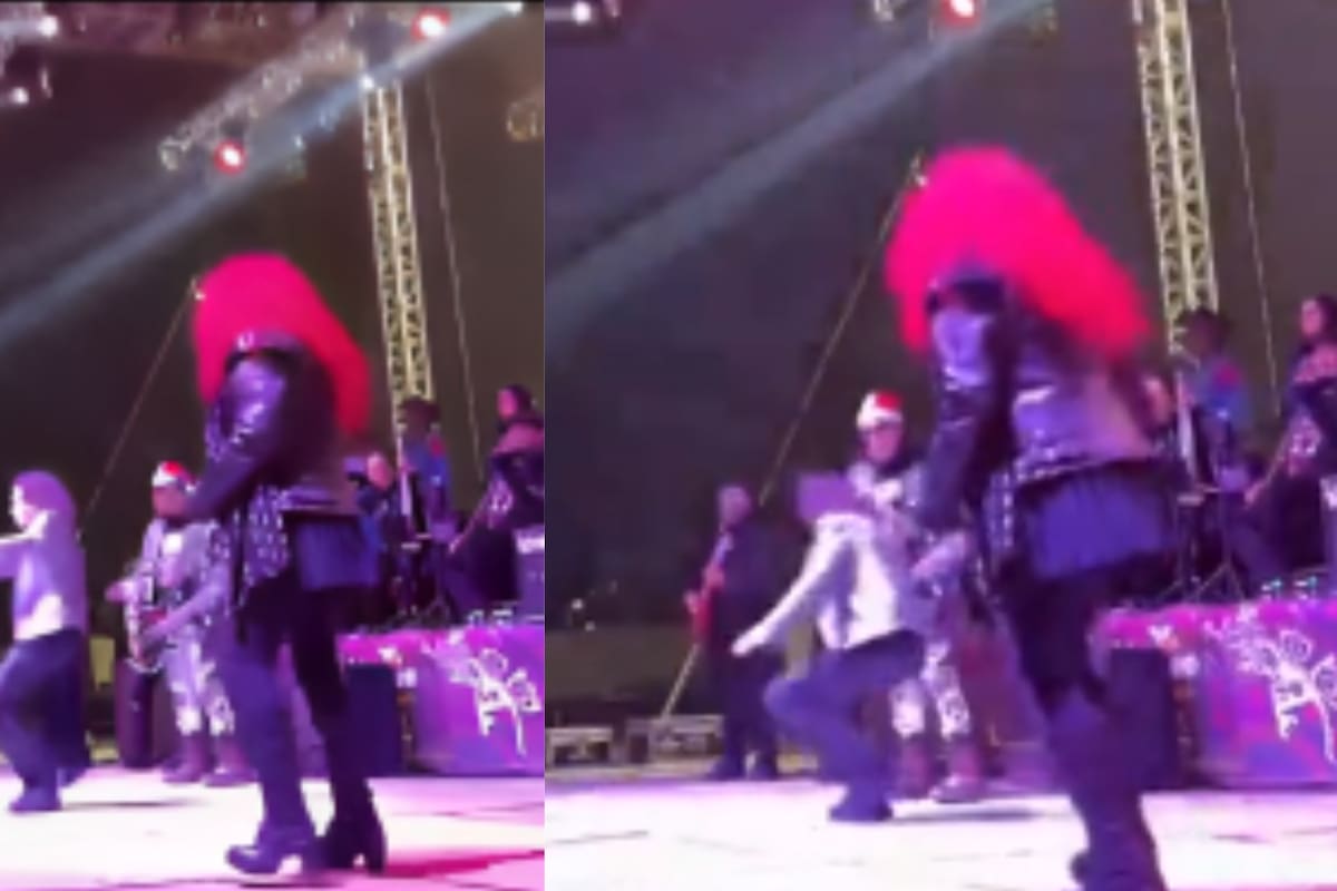 Alex Lora, de 'El Tri', sufre un estrepitosa caída en pleno show