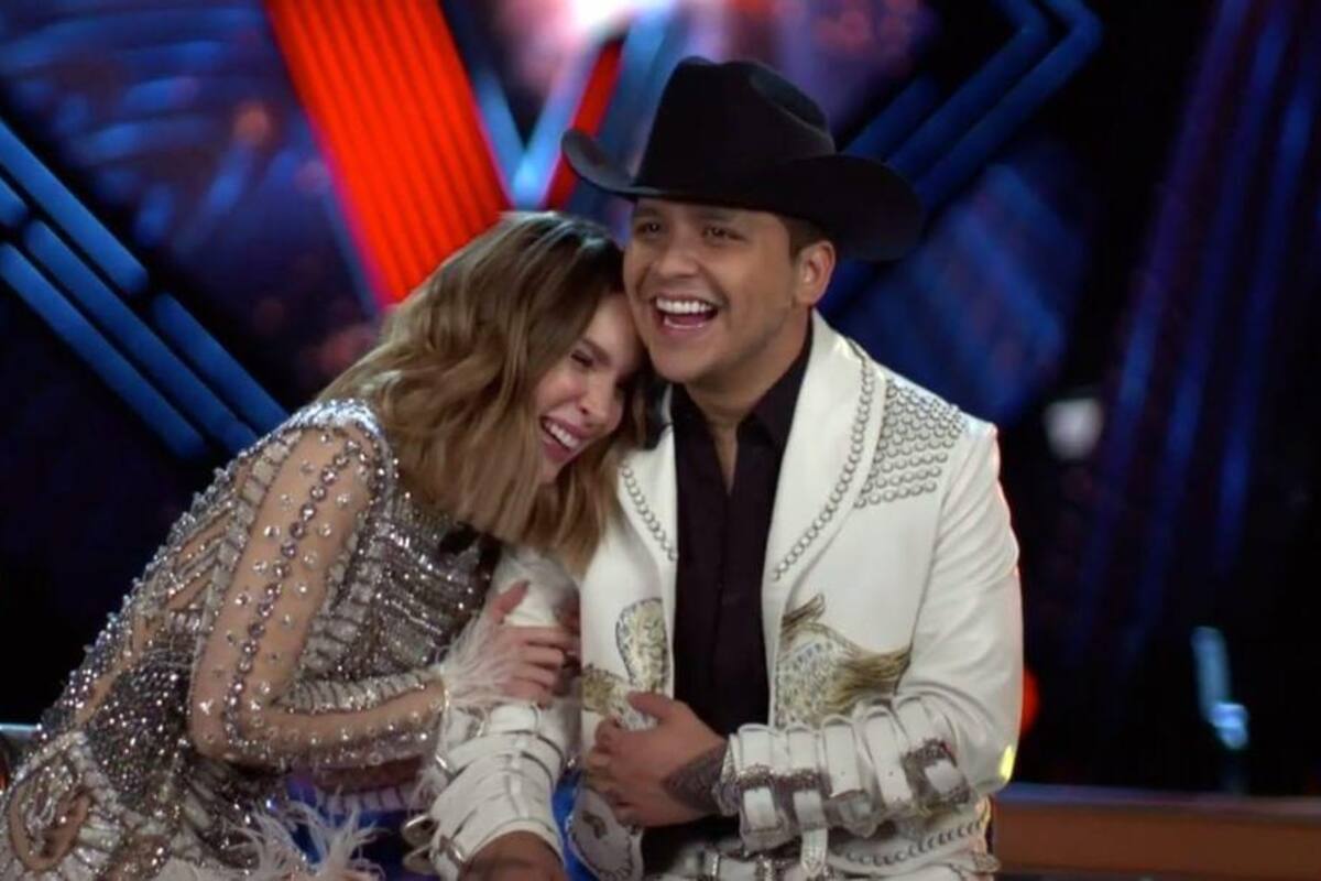 Belinda y Christian Nodal derrochan amor al cantar “De los besos que te di”