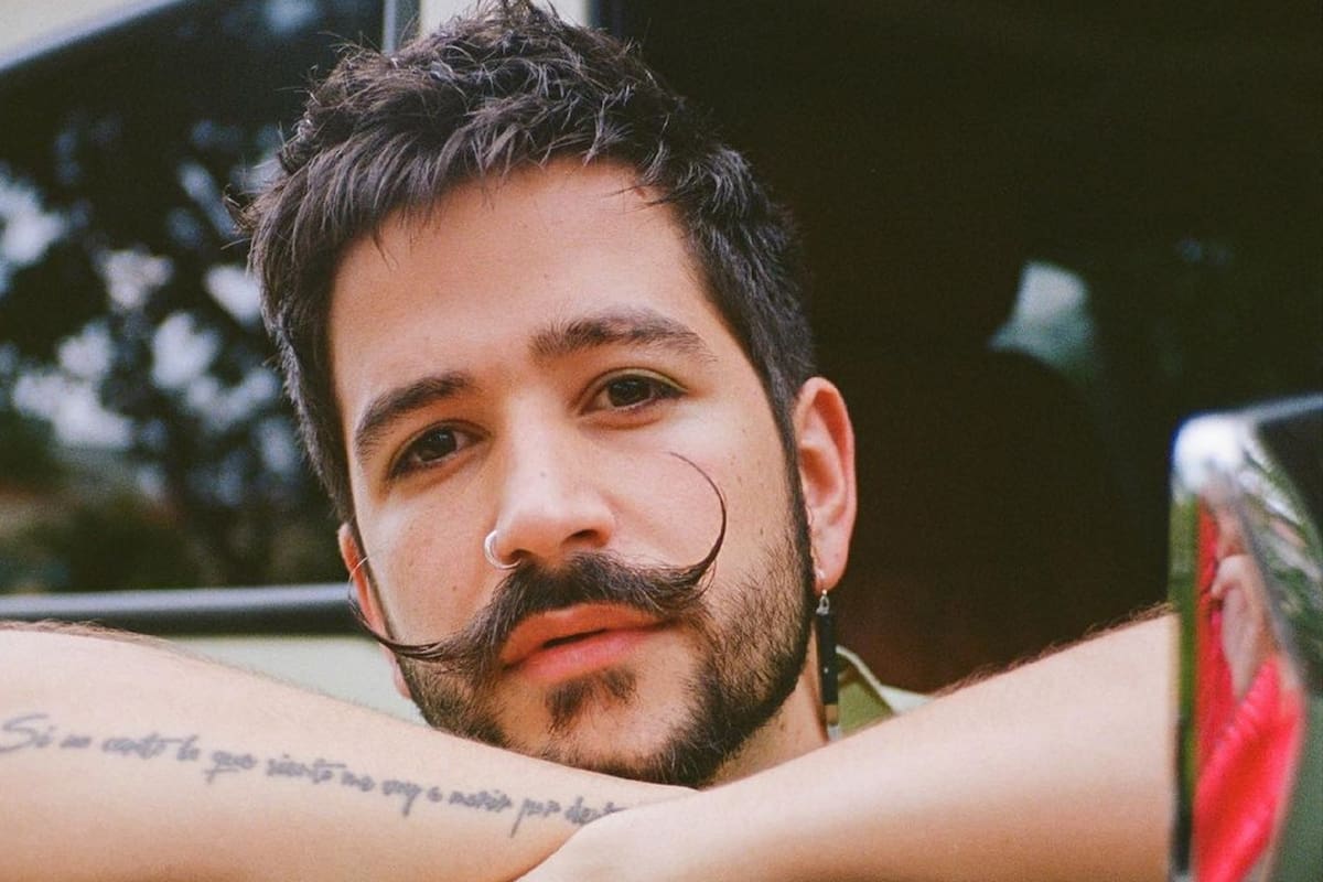 Evaluna exhibe a Camilo en la ducha y la tunden en Instagram