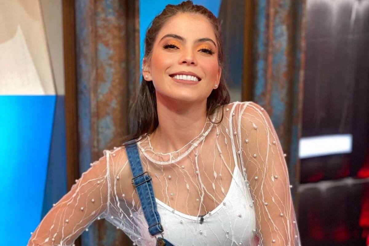 Esmeralda Ugalde luce su belleza en tremendo bikini