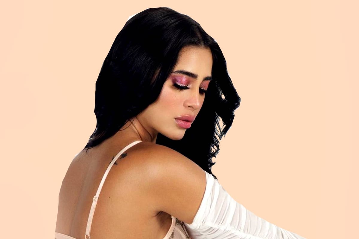 Kim Shantal provoca a sus fans con una romántica lencería