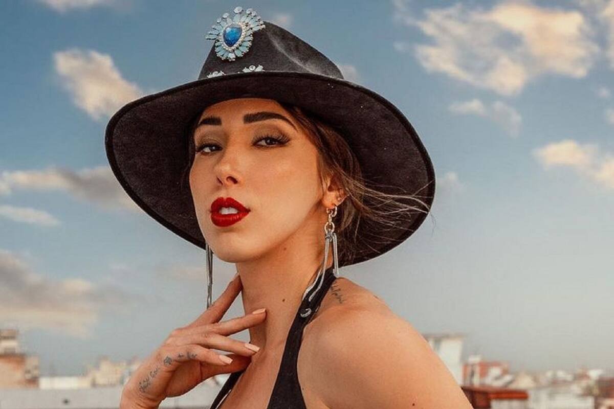 ¡Irresistible! Danik Michell muestra su cuerpazo con un body negro