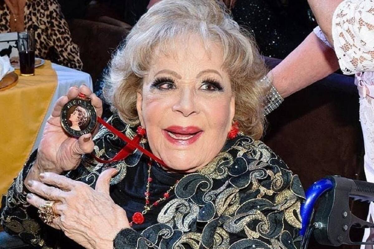 Silvia Pinal revela qué es lo que le hace falta a sus 92 años