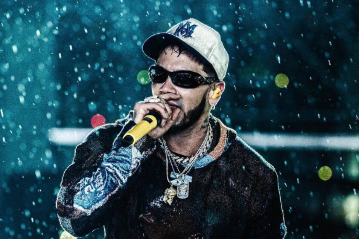 Anuel AA recuerda a Karol G en pleno concierto y le dedica unas palabras