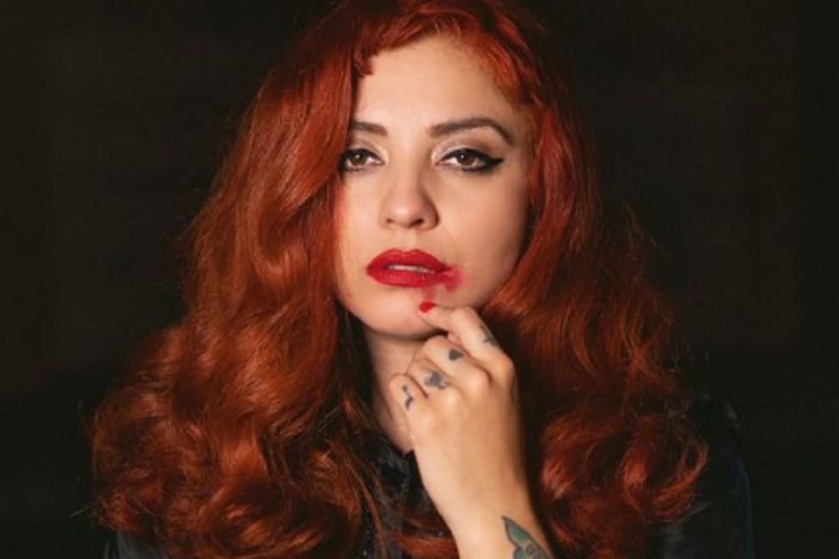 Mon Laferte vendió sustancias ilícitas durante su etapa estudiantil