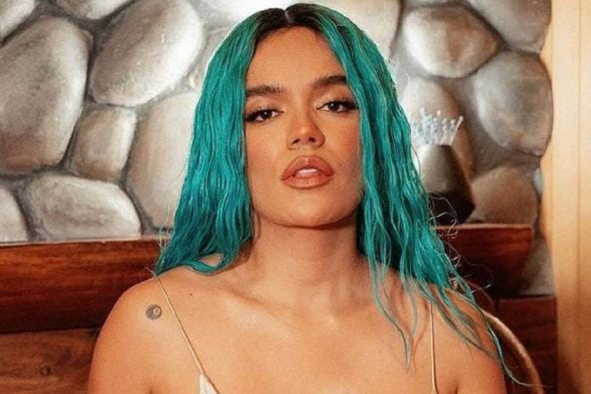 Karol G muestra los moretones que le quedaron después de su aparatosa caída