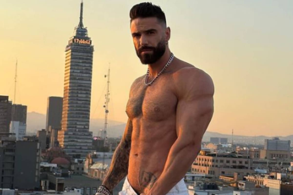 Fernando Lozada eleva la temperatura de sus fans al posar sin ropa en Instagram