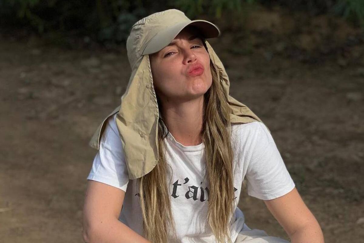 Camila Sodi causa furor con imágenes en blanco y negro