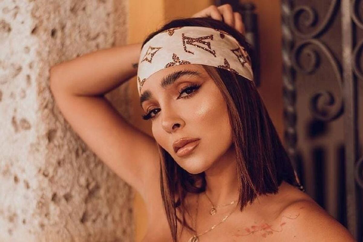 Manelyk González revela que se quiere operar las bubis porque las tiene chuecas