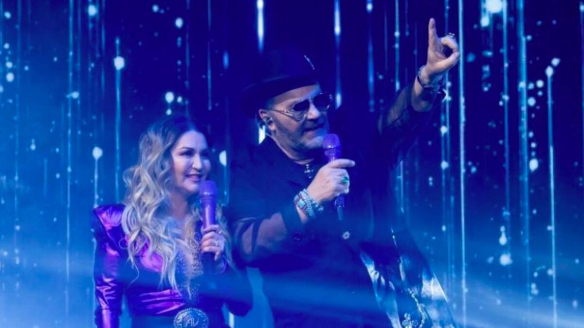 Alicia Villareal y Manuel Mijares en "juego de voces"