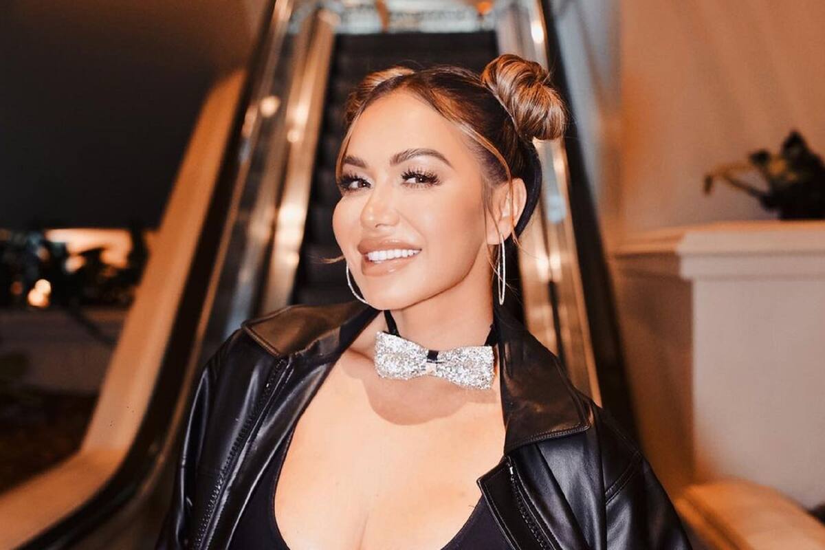 Chiquis Rivera estrena nueva versión de "Paloma Blanca" en honor a Jenni Rivera