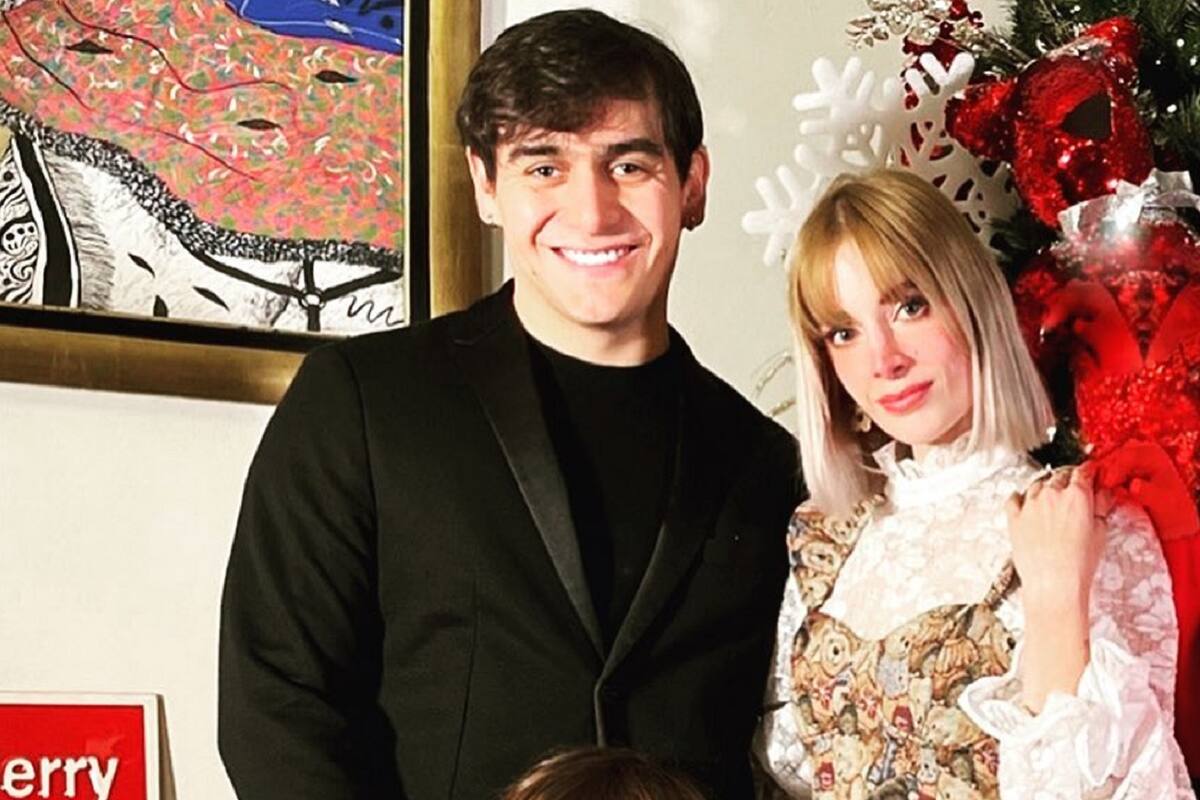 Imelda Garza, esposa de Julián Figueroa, le da el último adiós al cantante