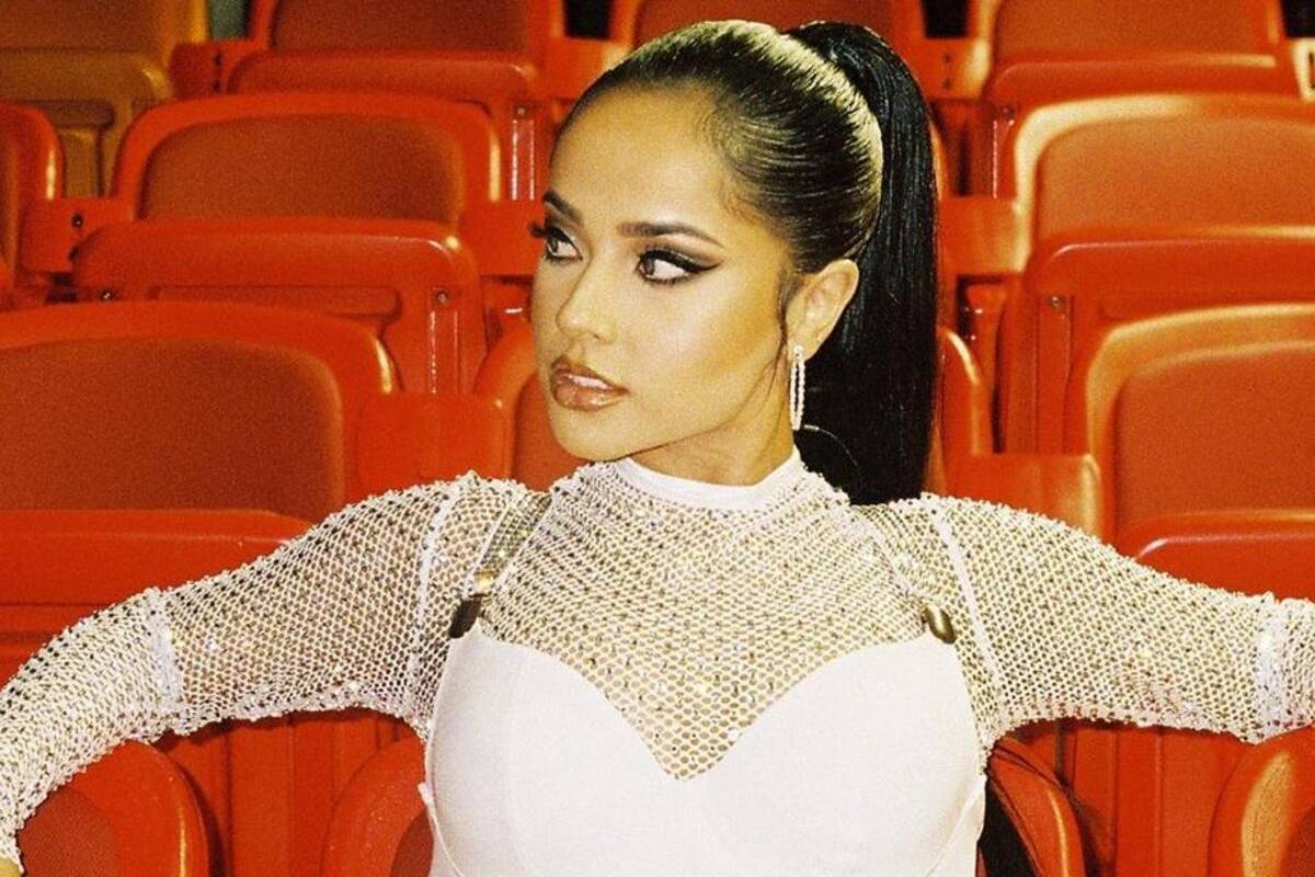 Becky G recibe reconocimiento en los Premios Juventud