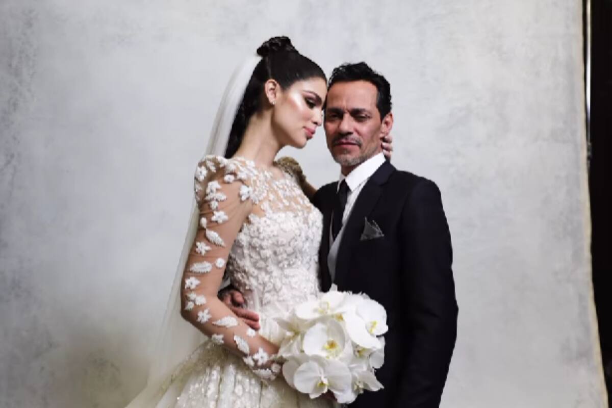 Critican diferencia de edad entre Marc Anthony y su esposa Nadia Ferrera