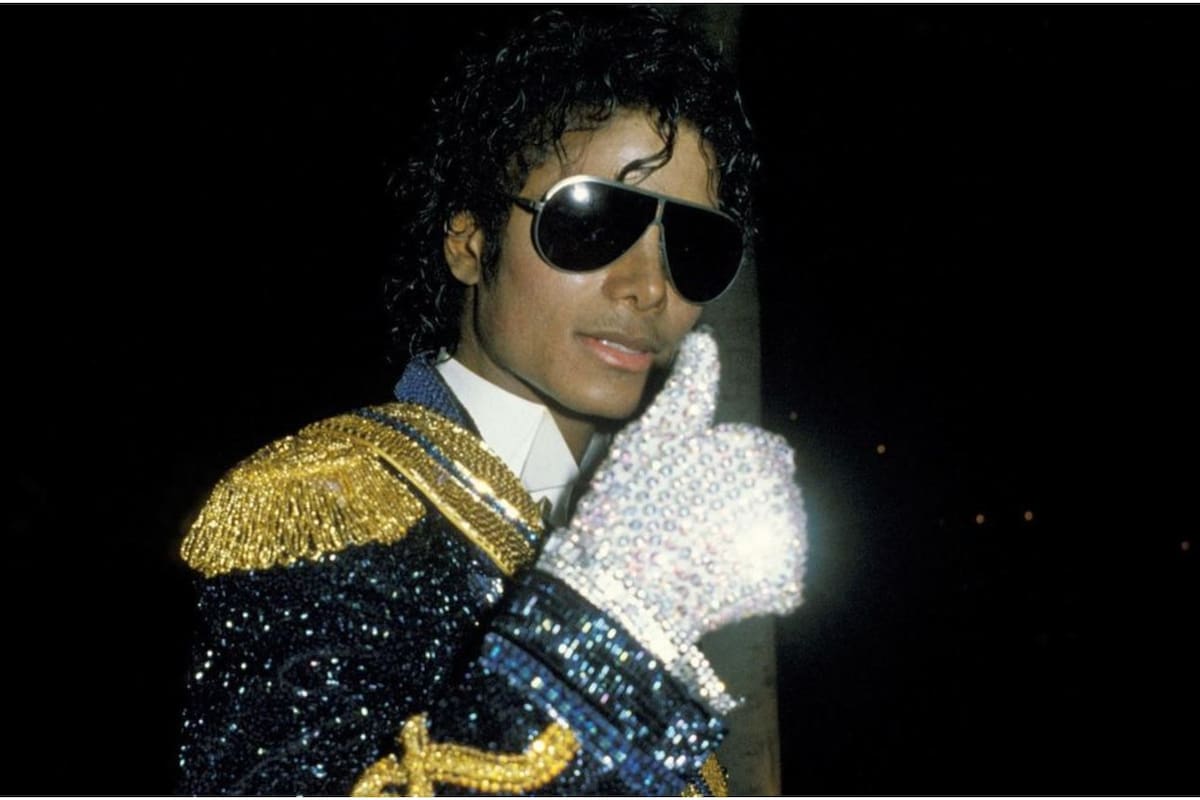 Este era el significado del misterioso guante blanco de lentejuelas de Michael Jackson