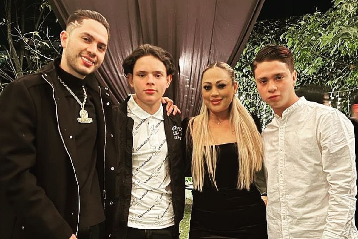 Antes de ser famoso, JD Pantoja peló cebollas y lavó carros para sacar adelante a su familia