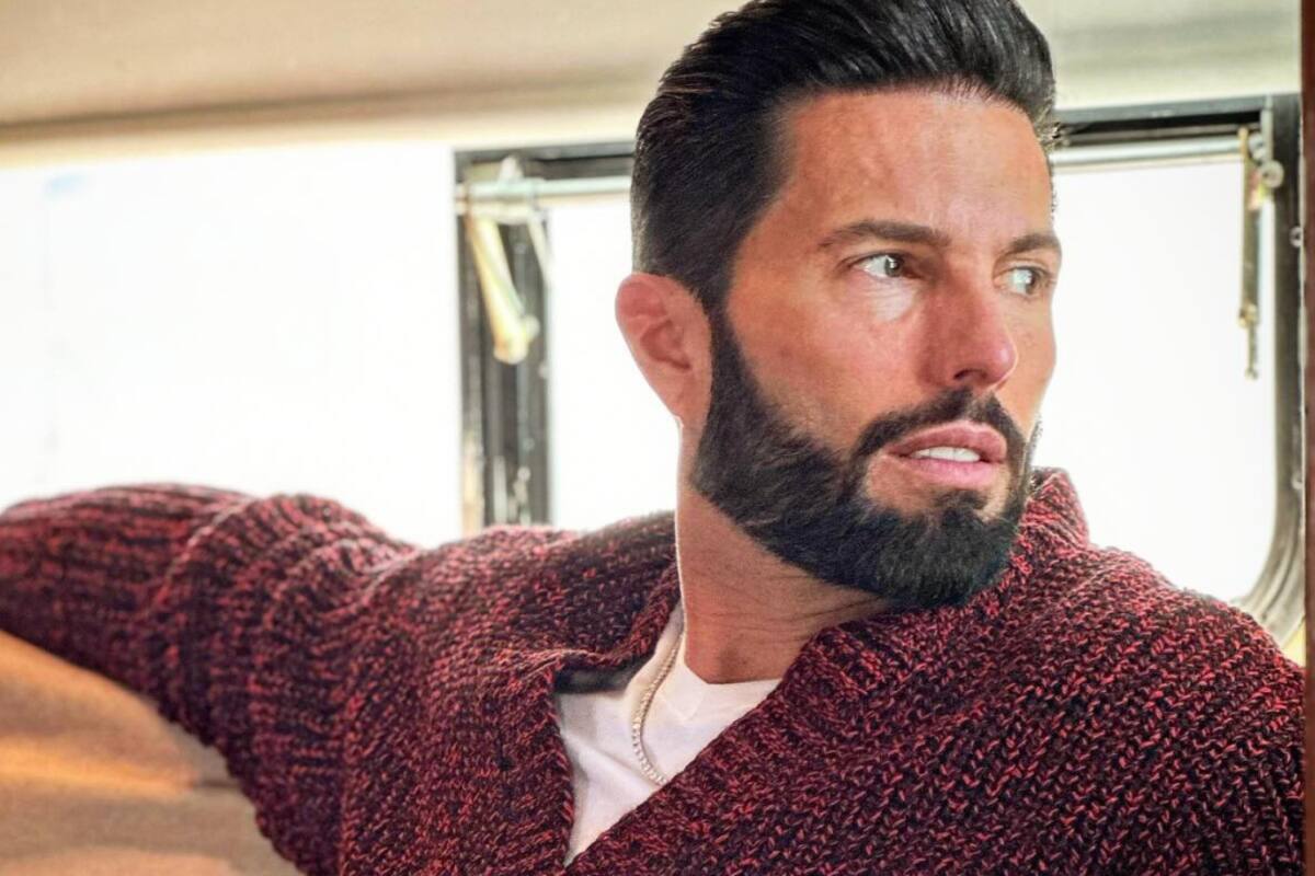 Poncho de Nigris responde a criticas tras burlarse de un negocio de comida: Tirenle bien ches mediocres!