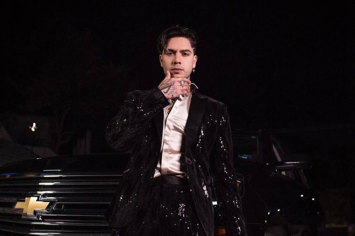 Juan de Dios Pantoja se une a Bad Bunny y se pinta las uñas