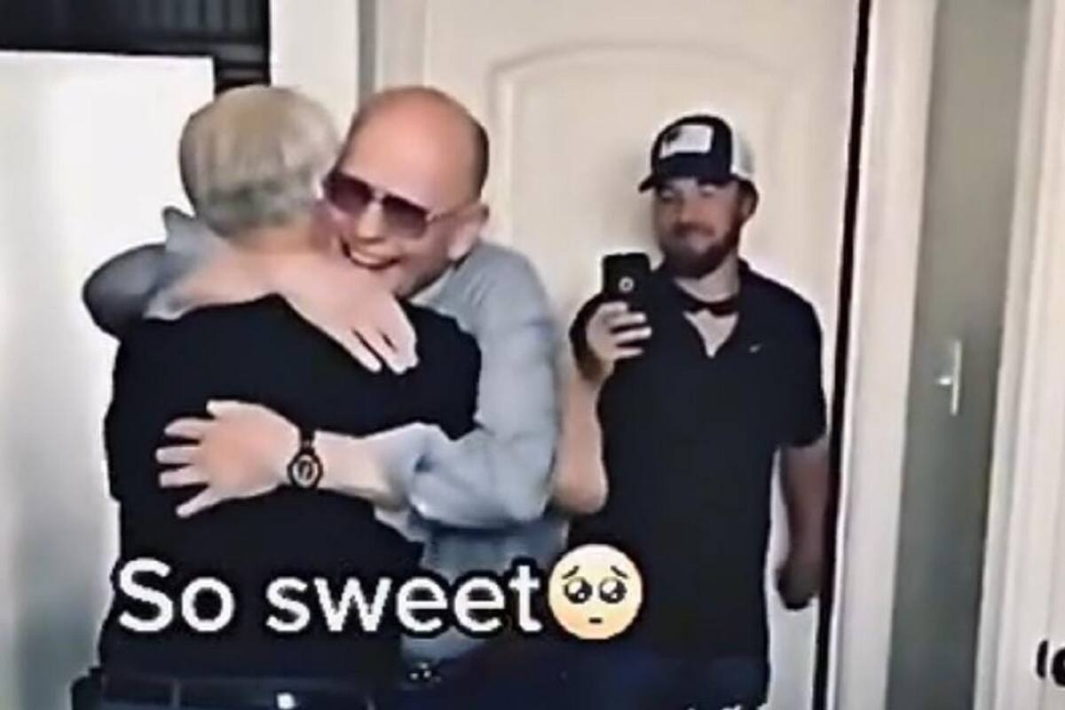 TikTok: Así reaccionó este señor al ver a su mejor amigo en su cumpleaños número 80
