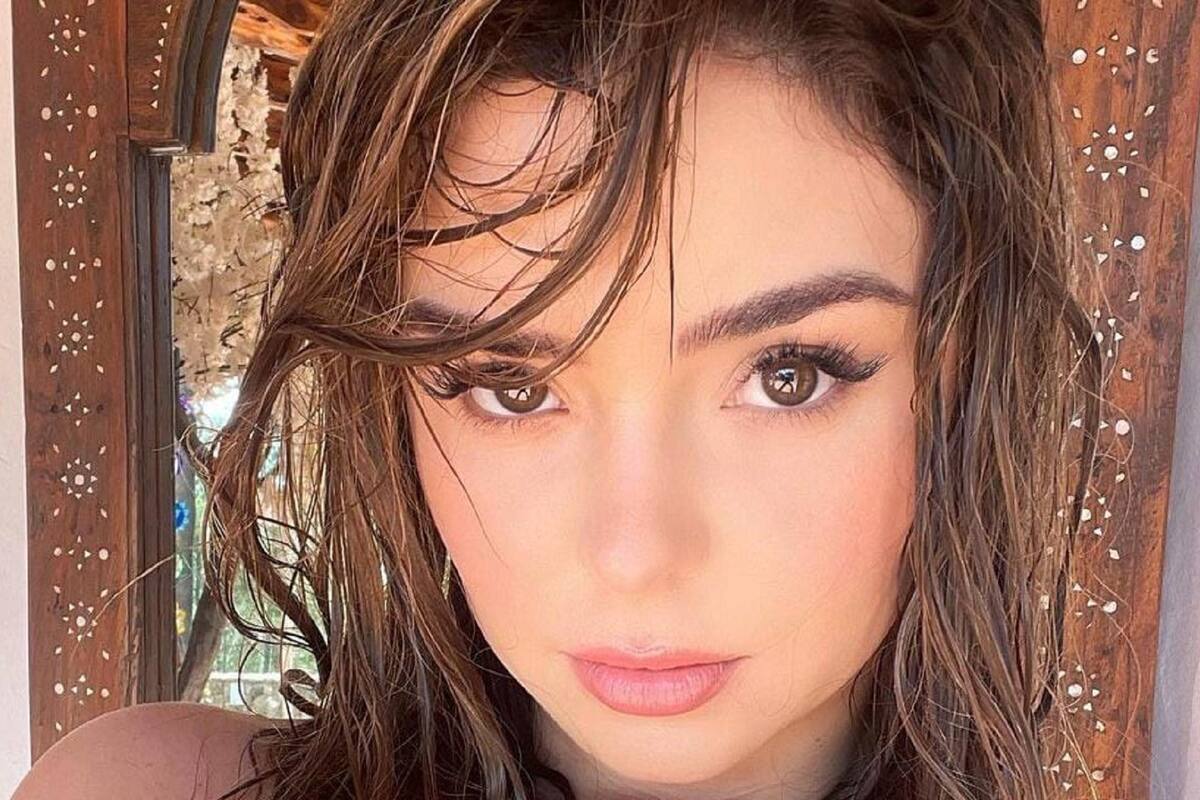 Demi Rose deslumbra a sus seguidores jugando tenis en traje de baño