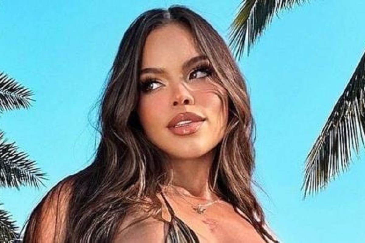 Gracie Bon emociona a sus seguidores modelando su bikini desde la piscina