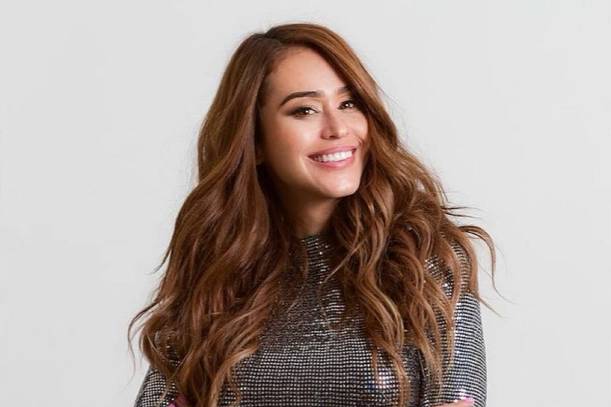 Yanet García y su amiga Jen Selter presumen sus enormes retaguardias en bikini