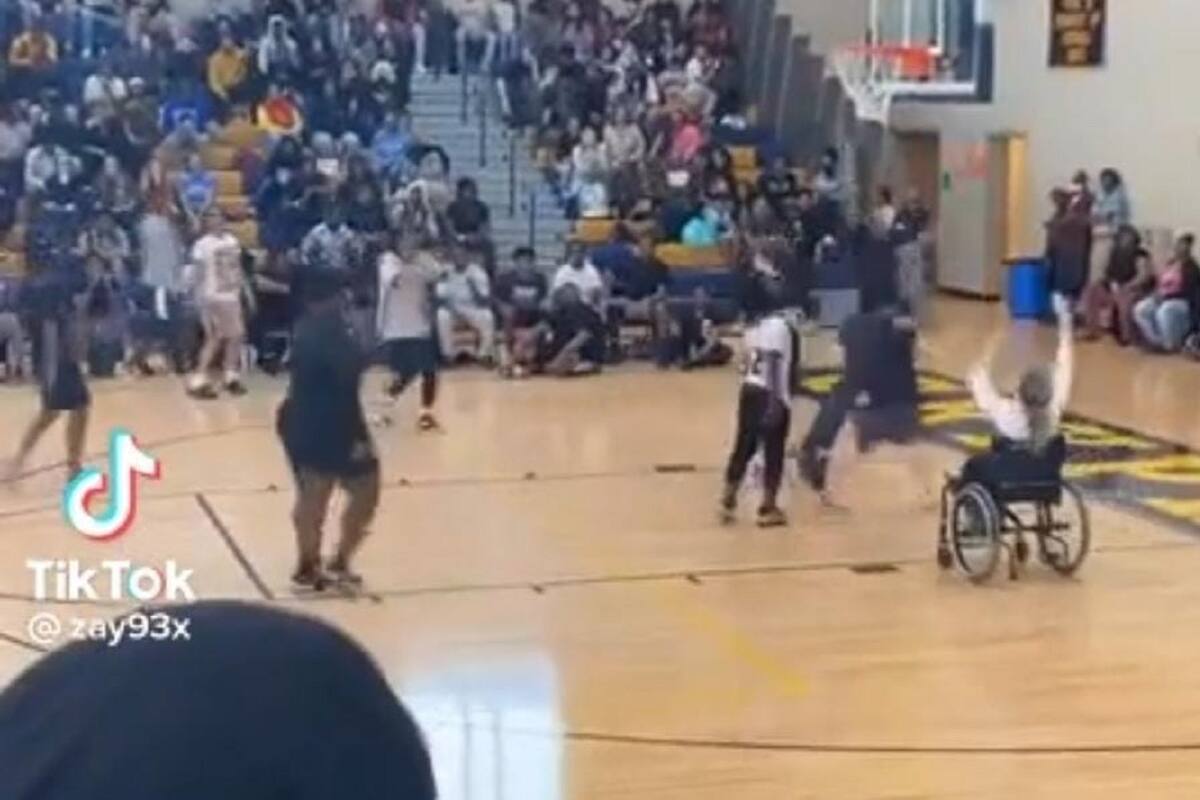 TikTok: Joven arruina jugada de persona en silla de ruedas