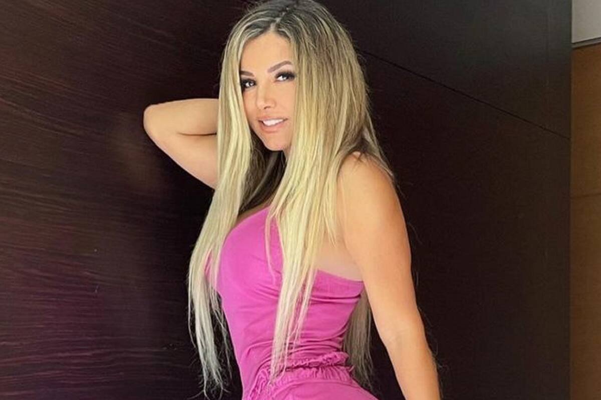 ¡Cuerpazo de infarto! Aleida Núñez presume su tatuaje más íntimo con coqueto bañador