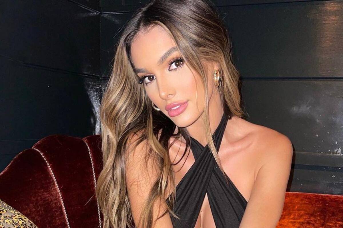 Lyna Pérez enseña de más usando un top cruzado