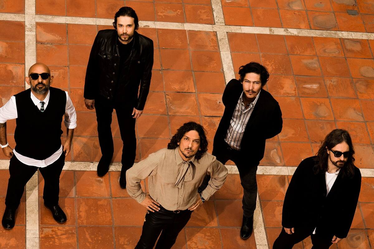 Zoé presenta su nuevo disco "Sonidos de Karmática Resonancia", sueña con conciertos en vivo