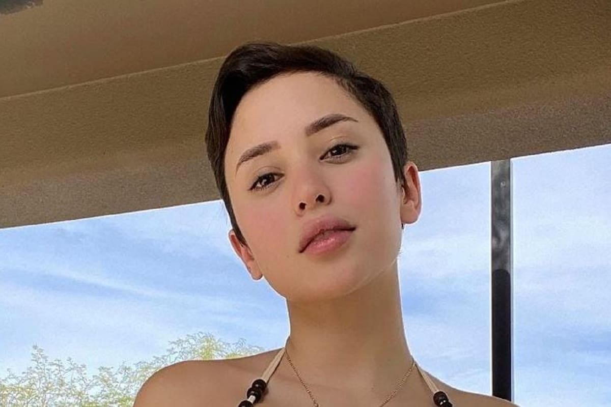 Verónica Perasso modela su marcado abdomen en ajustado bikini en Instagram