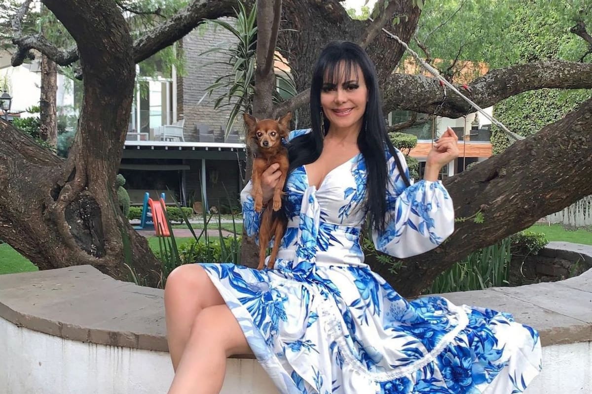 Maribel Guardia luce cuerpazo en bikini