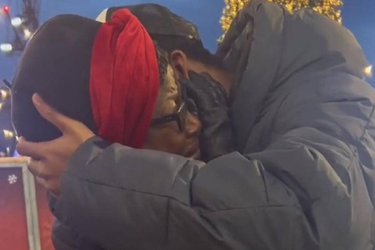 TikTok: Joven sorprende a su madre tras 10 años sin verla