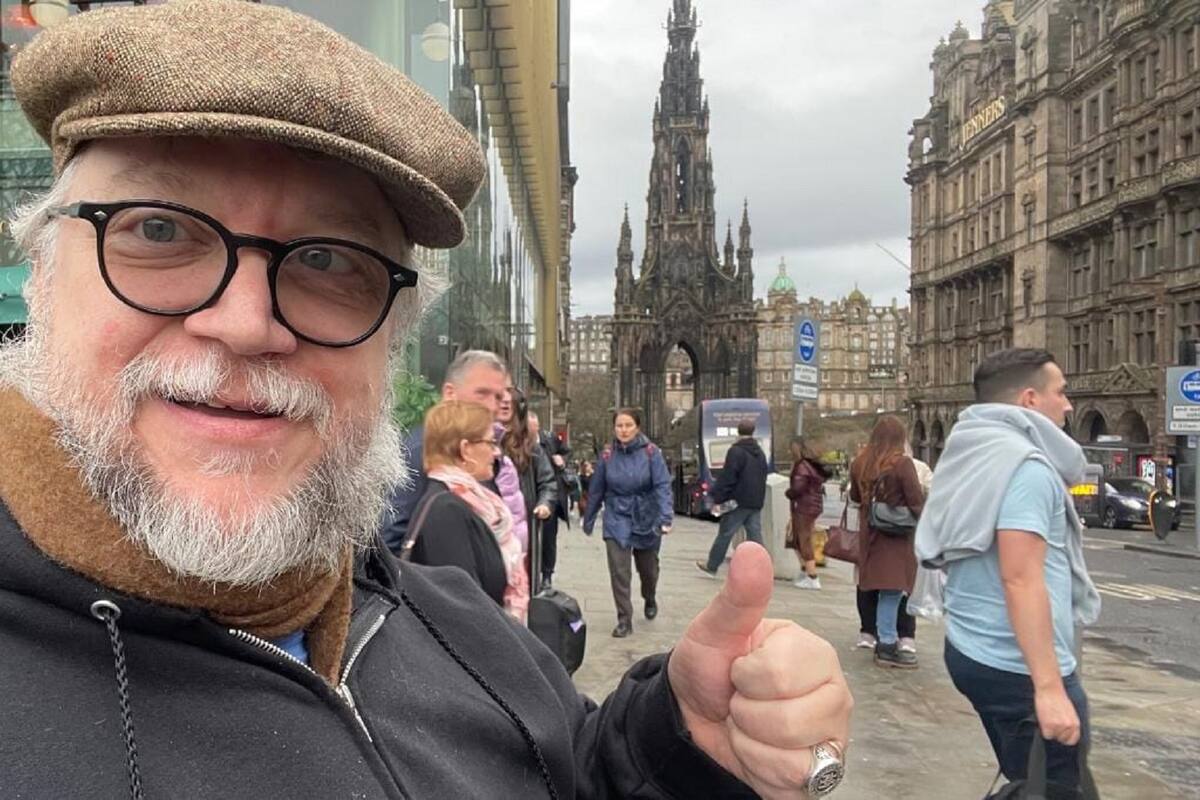 Guillermo del Toro recomienda la película “Drácula Mar de Sangre”: “Hermosa, espléndida y salvaje”